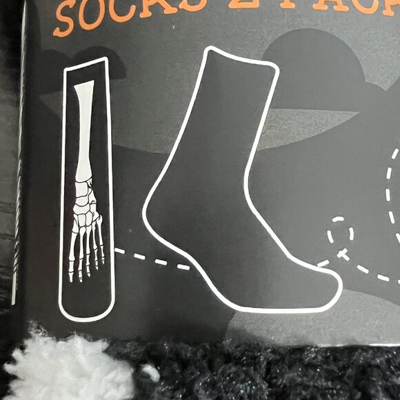 Halloween Socks 2 Sets of 2 Pack ALDI Cozy Crew Novelty Ladies& Mens 4 Pairs All - Picture 4 of 9